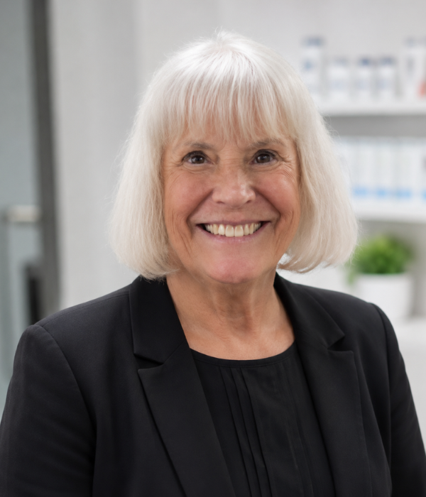 Dr. Gwendolyn Swan